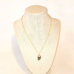 AV.MAX MAX GOLD PLATED CHAIN WITH LABRADORITE PENDANT